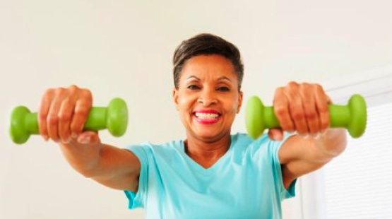 older-black-woman-exercising